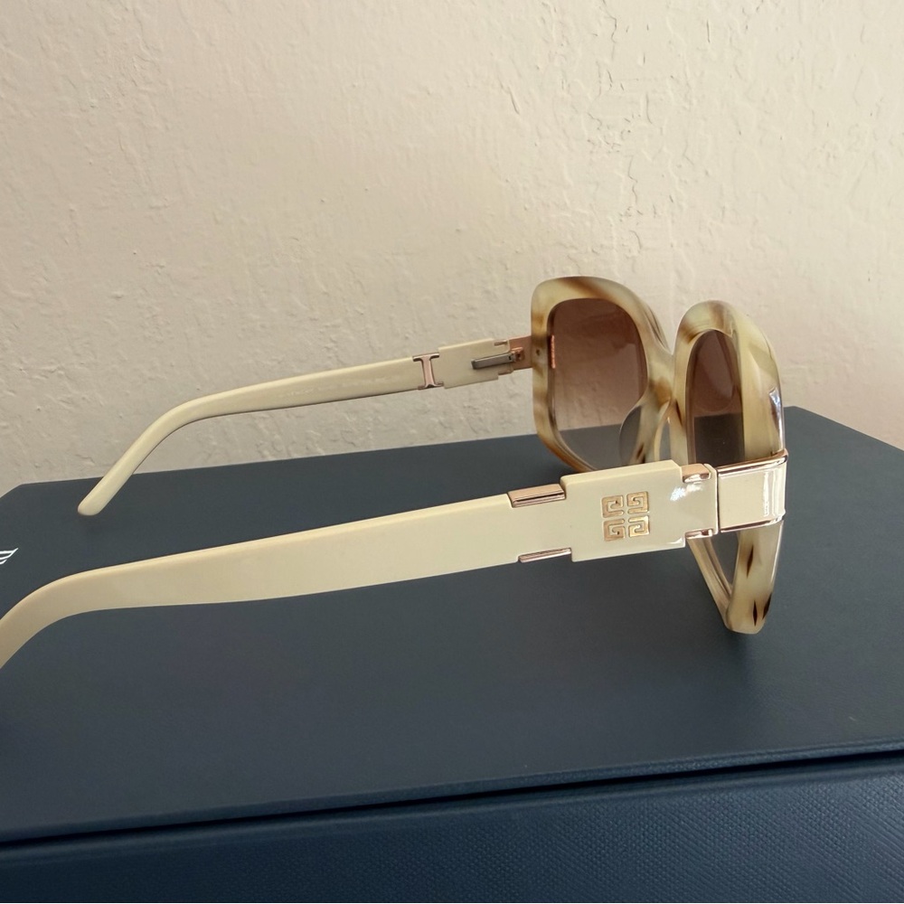 Givenchy Stylish Beige Sunglasses